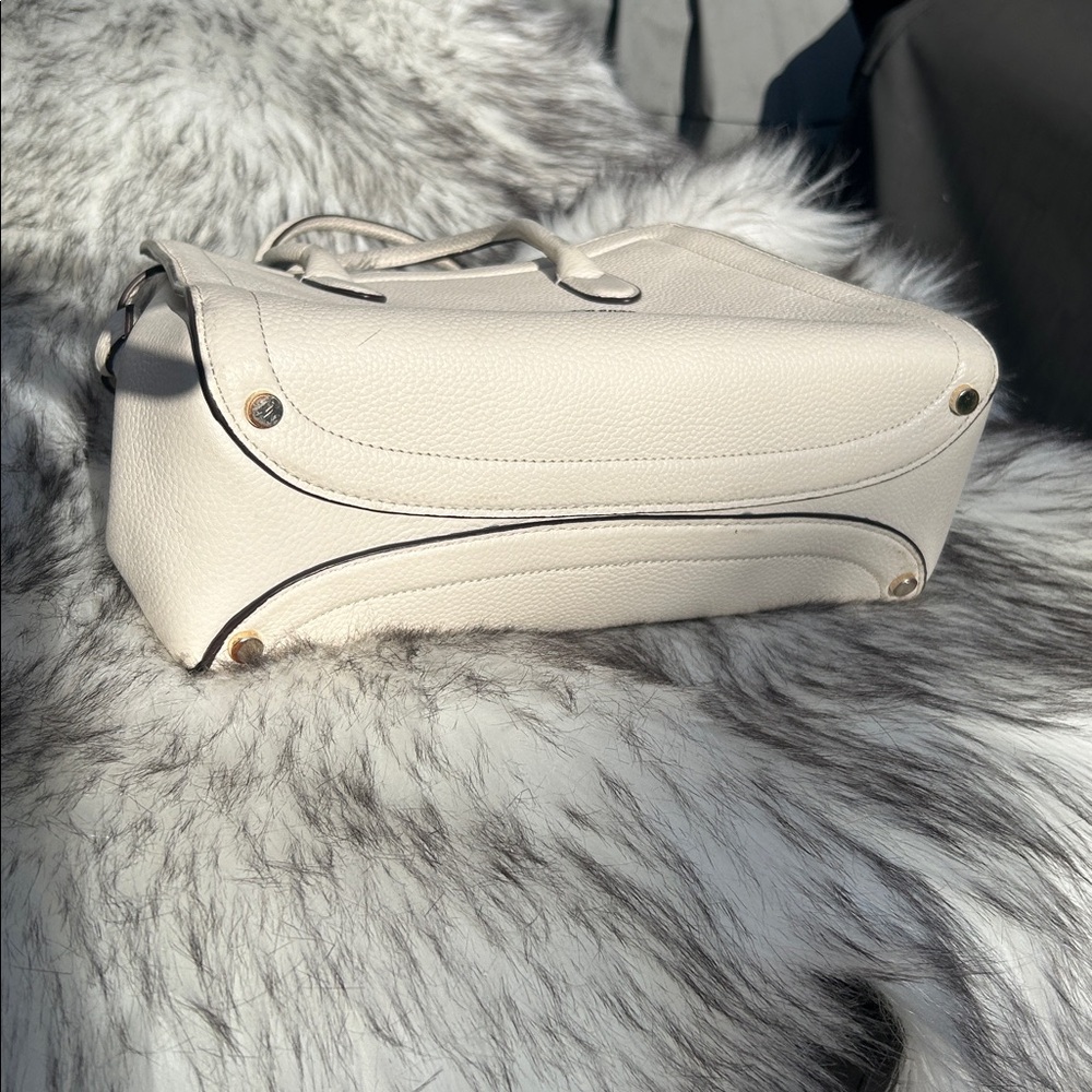 Kate Spade Knott Satchel - Picture 11 of 17